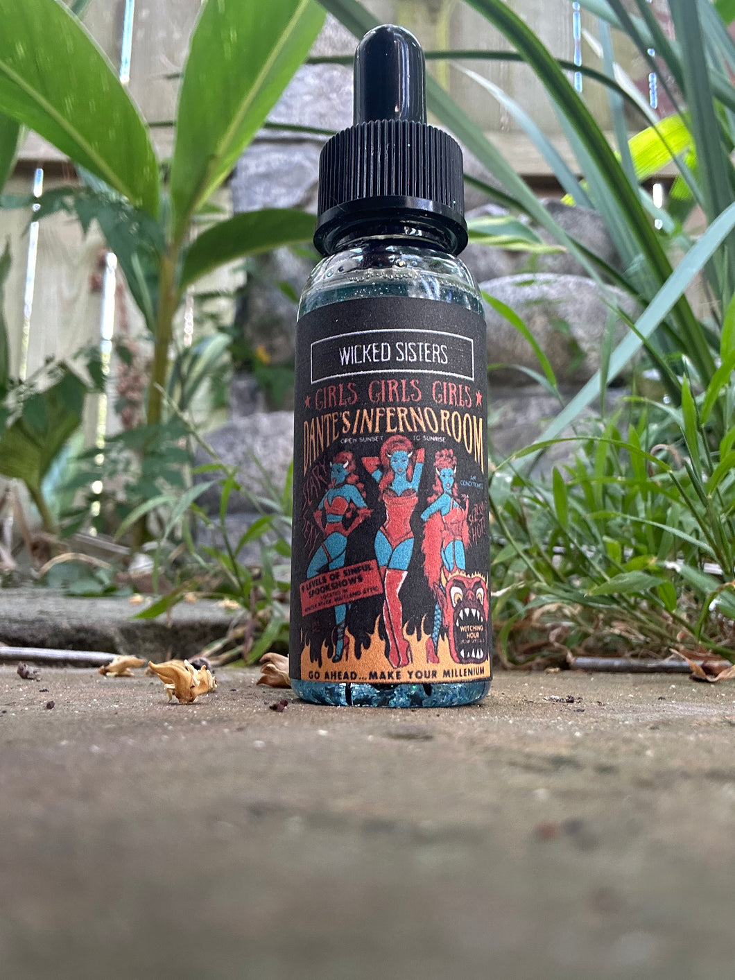 New! Dantes Inferno Room - Wicked Cauldron Potion ( Limited Edition)