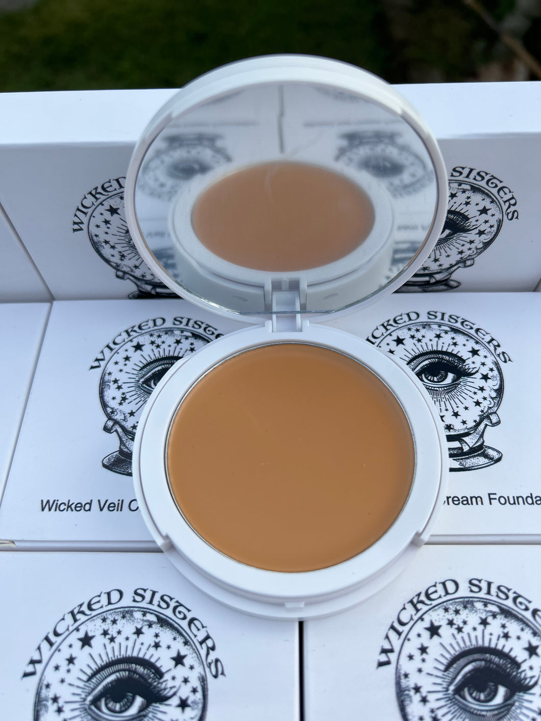 Wicked Veil Cream Foundation #5