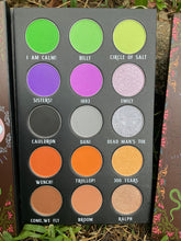 New! Come We Fly! Eyeshadow Palette
